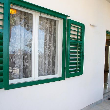 Apartment Nola Podgora Cameră foto