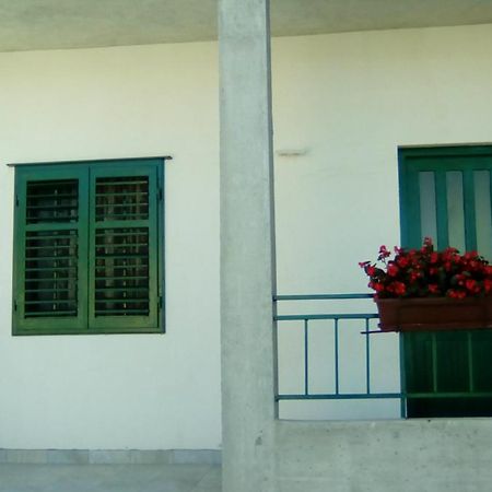 Apartment Nola Podgora Cameră foto
