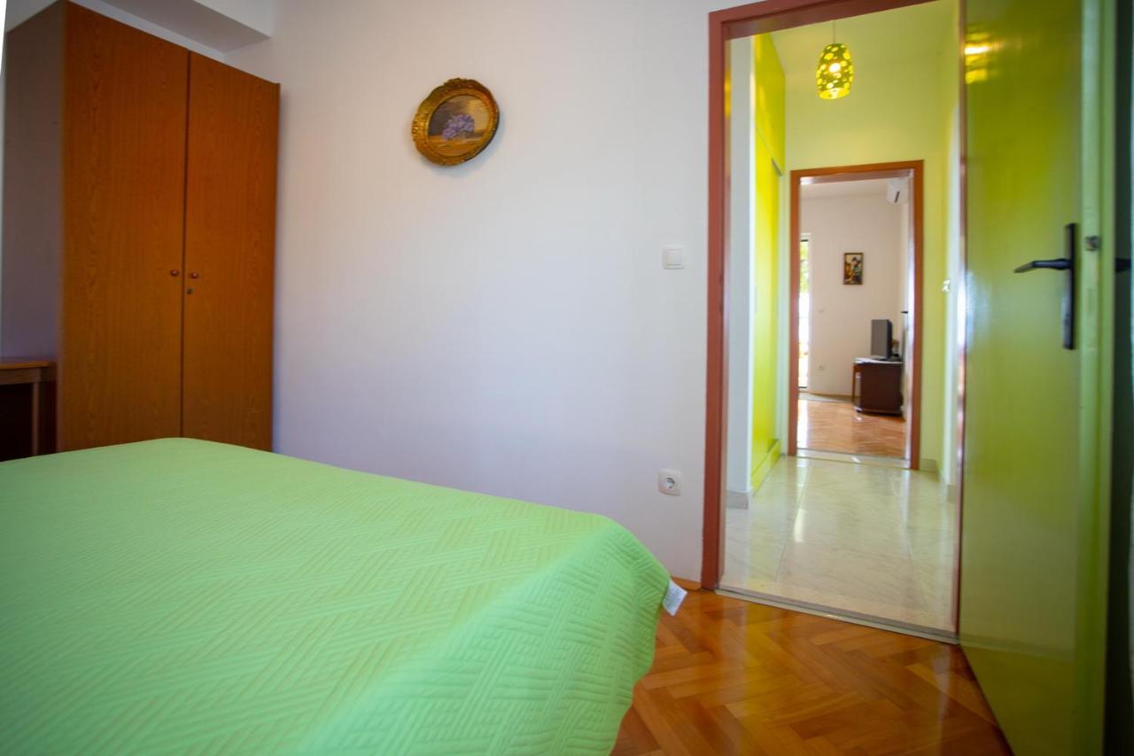 Apartment Nola Podgora Exterior foto